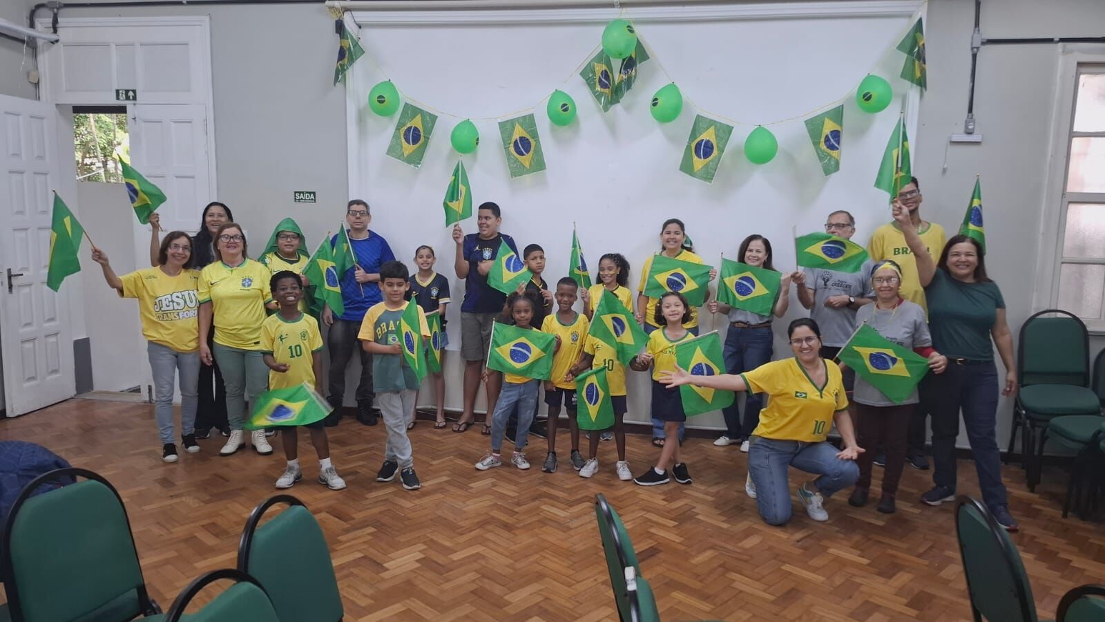 Almoço comemorativo com as crianças