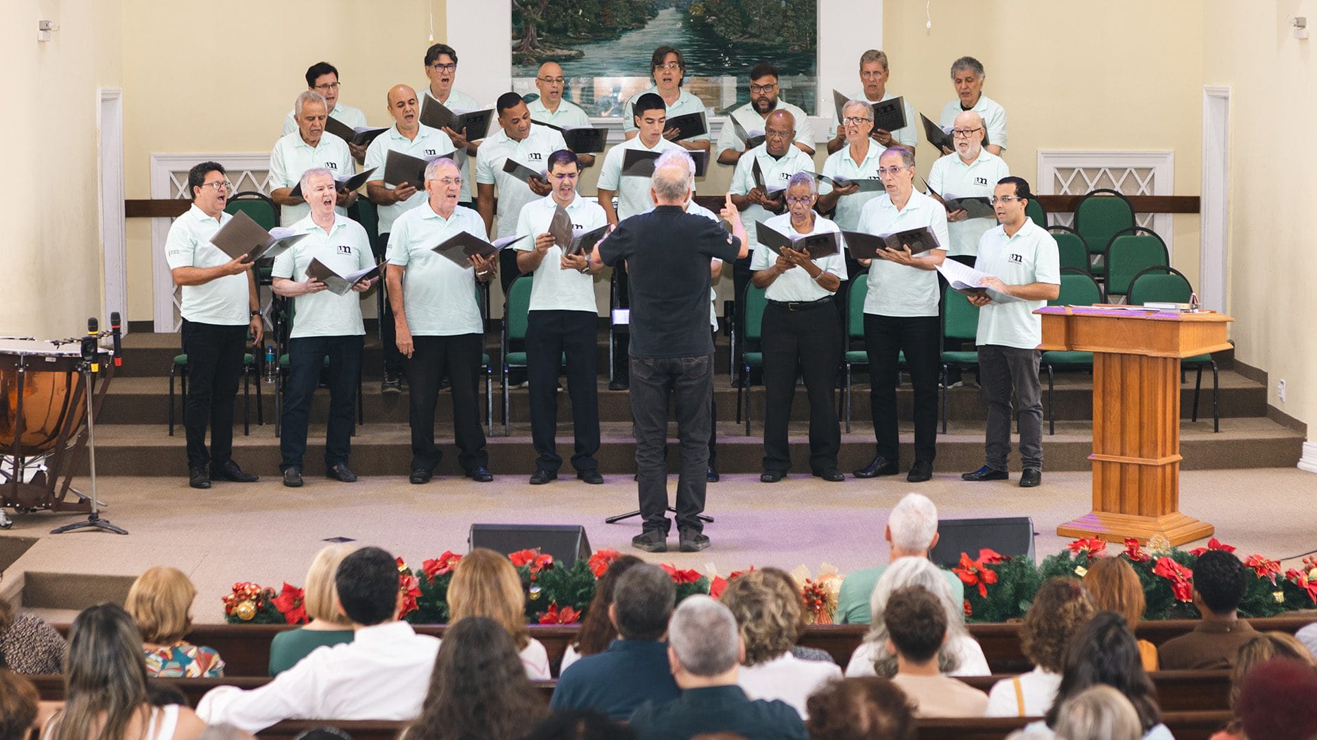 Coro Masculino em apresentação especial de Natal